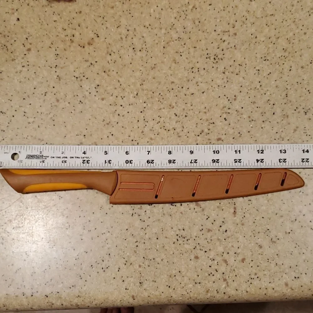 Kai Pure Komachi Serrated Bread Knife